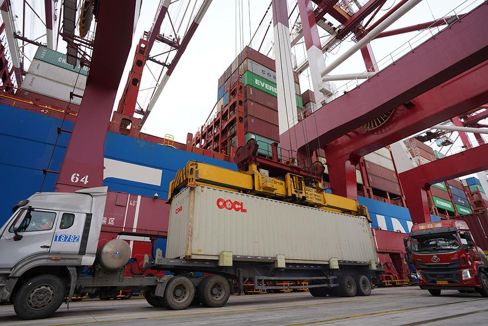 Envío FCL con contenedor completo para importar productos desde China mediante transporte marítimo internacional