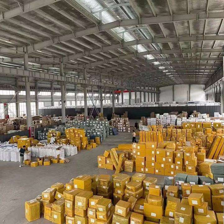 Consolidación de productos de varios proveedores en un almacén de China